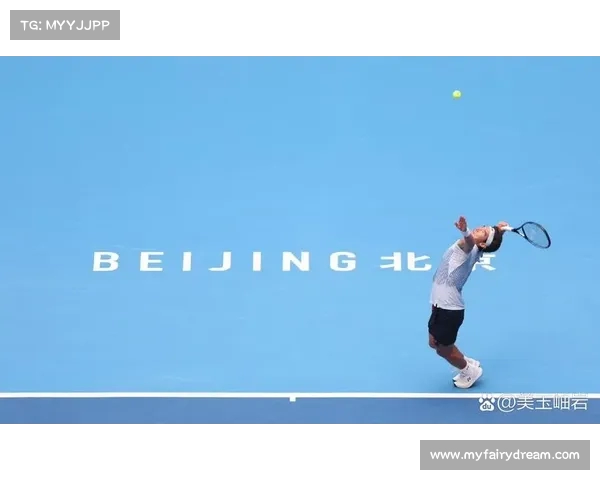 网球比赛门票热销引发抢购潮 观众热情空前高涨创造新纪录 网球比赛门票热销引发抢购潮 观众热情空前高涨创造新纪录